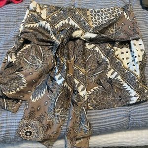 Vici New Patterned Satin Skort